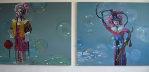 Seifenblasen mit Chinakitschfiguren, "Chinadorm" Eastlink Gallery